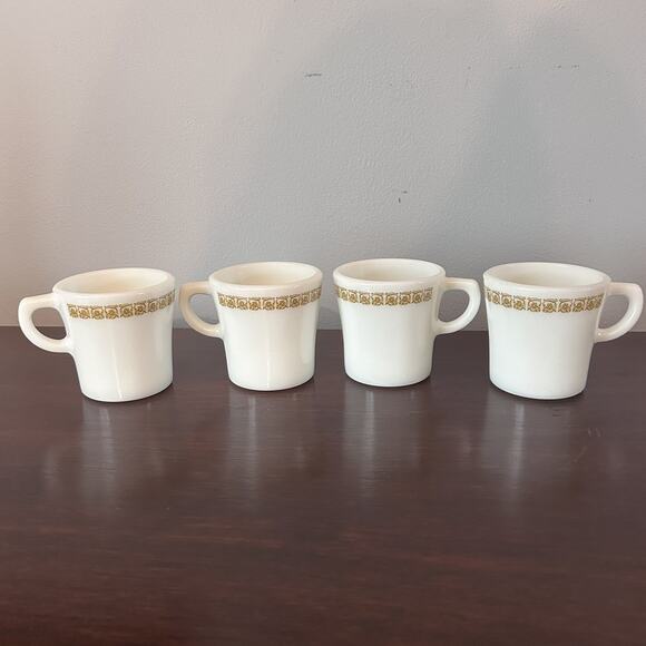 Vintage Pyrex Milk Glass Butterfly Gold D-Handle Coffee Tea Mugs Cups Set of 4 - Picture 6 of 8